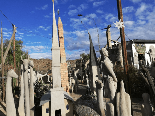 Decorations at The Owl House in Nieu Bethesda