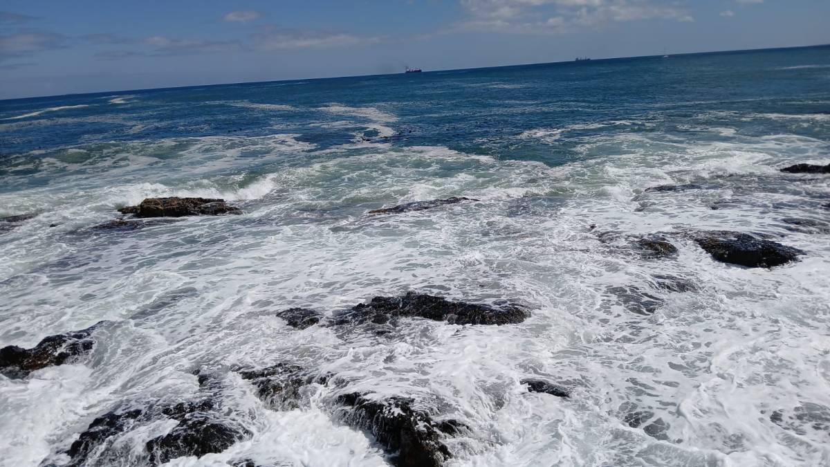 Waves crashing against rocks